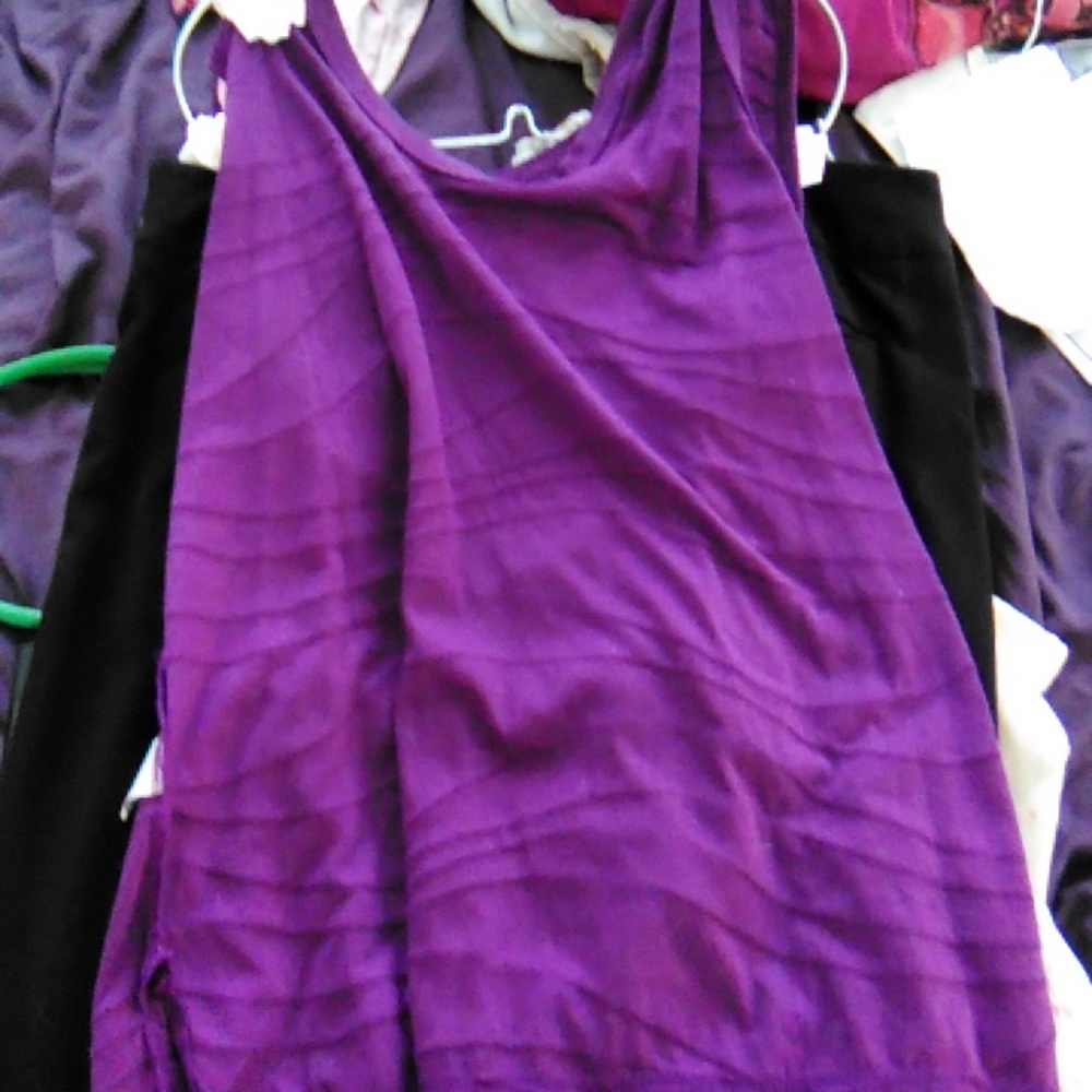 Simply Vera tank sleeveless top
